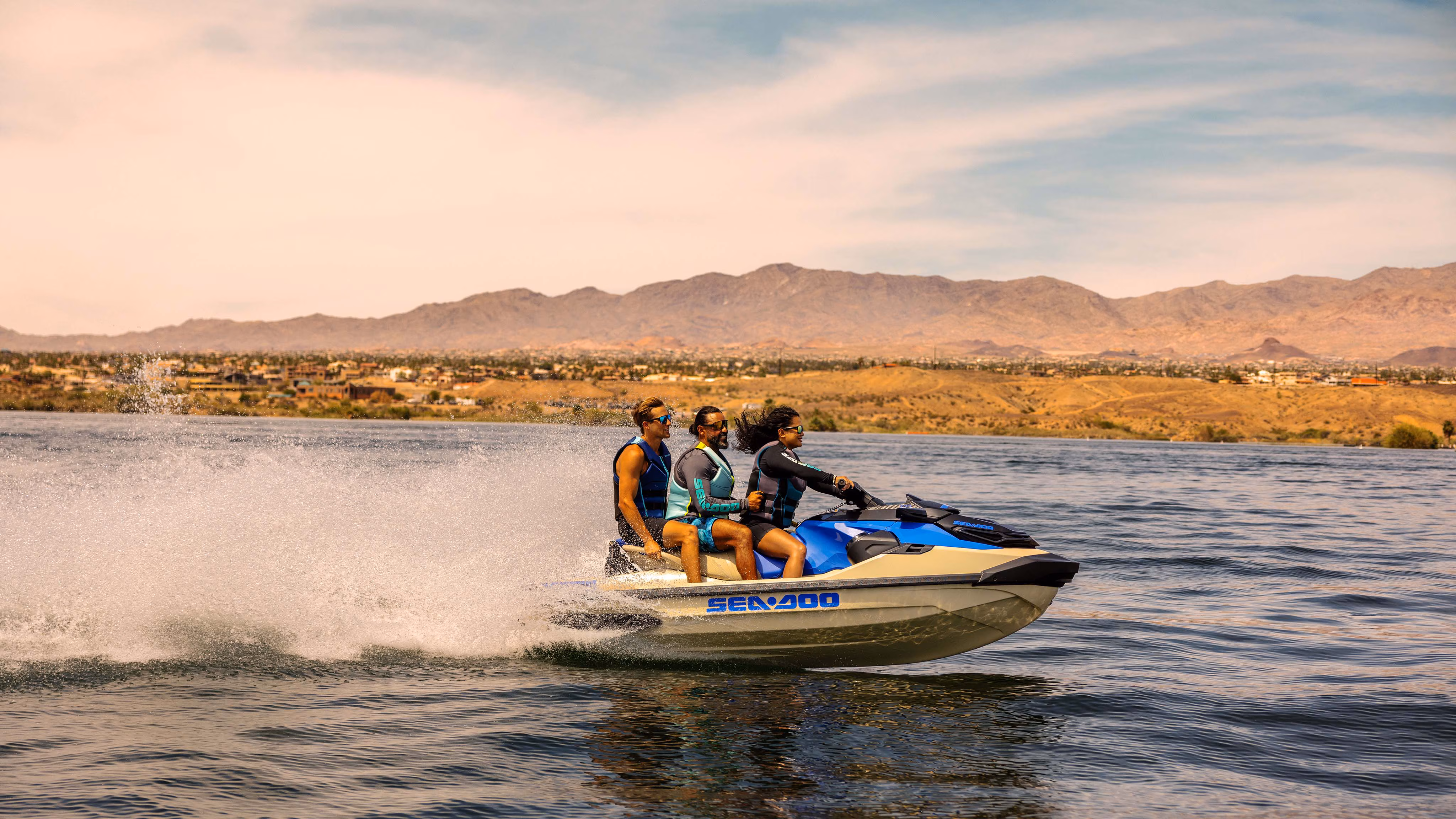 Sea-Doo Wake PRO 230 ST3 Gövde